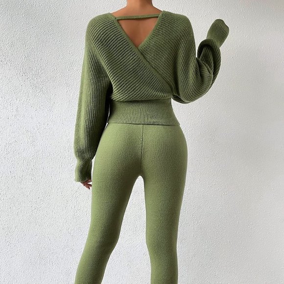 Army Green Casual Womens Overlap Collar Dolman Sleeve Sweater & Knit Pants - Picture 2 of 5